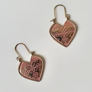 Gold tone and pink artesian heart dangling earrings